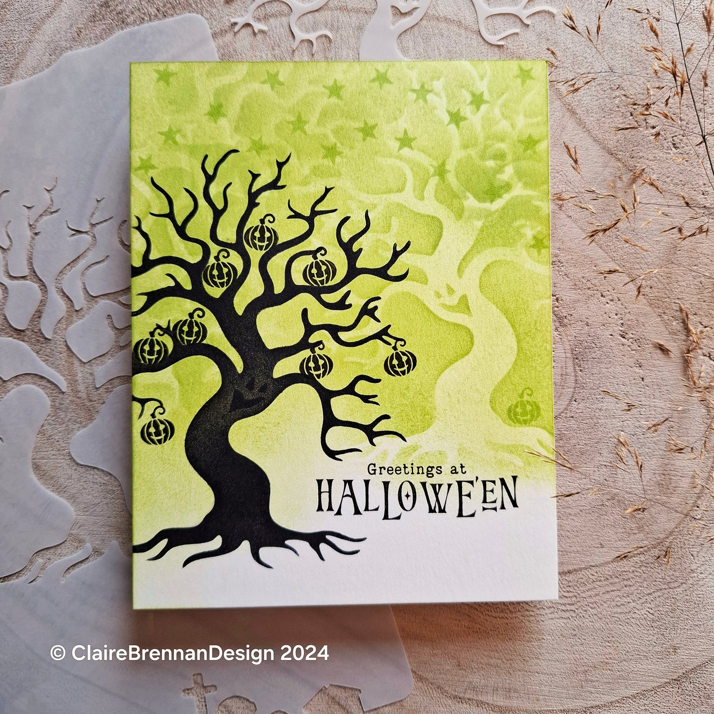 Spooky Tree graveyard stencil